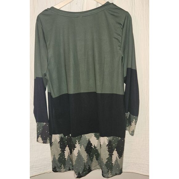 +29 Nanu top, long green w forest trees - Picture 5 of 7